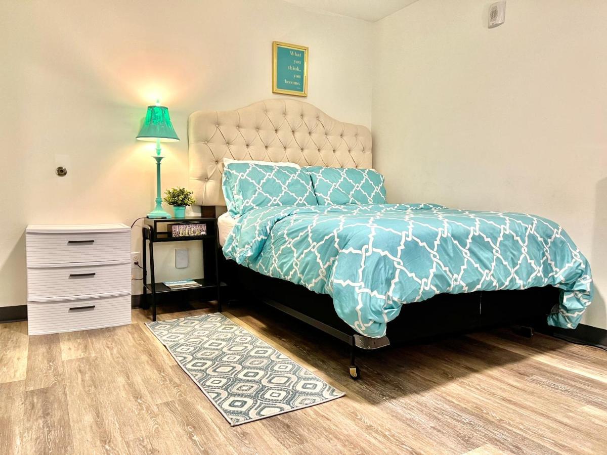 Private Room With Shared Bathroom On The 1St Floor 10 Minutes Walk To University Of Washington ซีแอตเทิล ภายนอก รูปภาพ