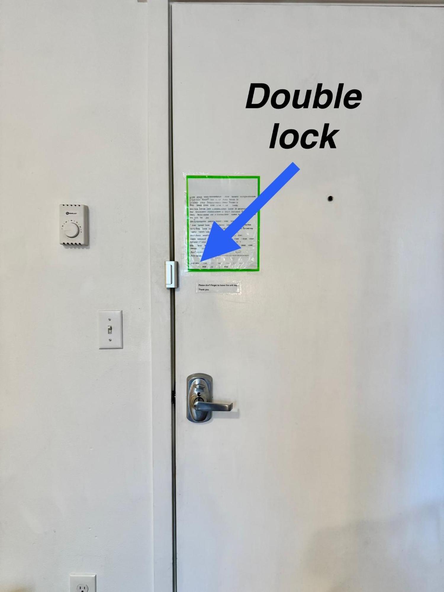 Private Room With Shared Bathroom On The 1St Floor 10 Minutes Walk To University Of Washington ซีแอตเทิล ภายนอก รูปภาพ